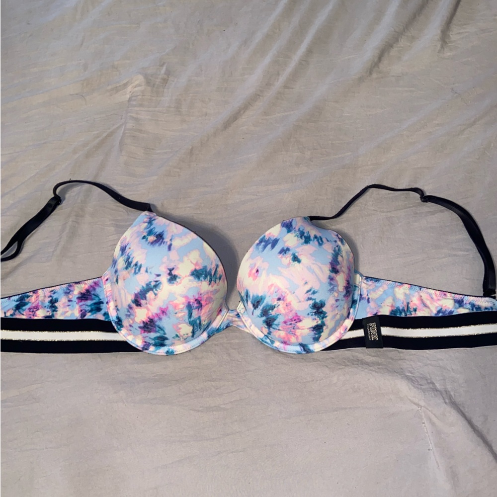 PINK Size 34C Wear Everywhere Push-Up Bra